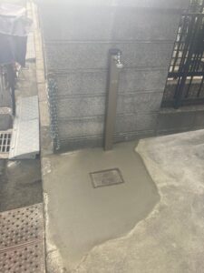 駐車場の散水栓を立水栓へ！八尾市戸建リフォーム