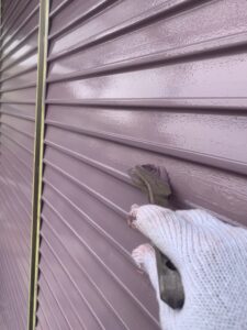 外壁塗装　雨戸塗装　ワーキングビー
